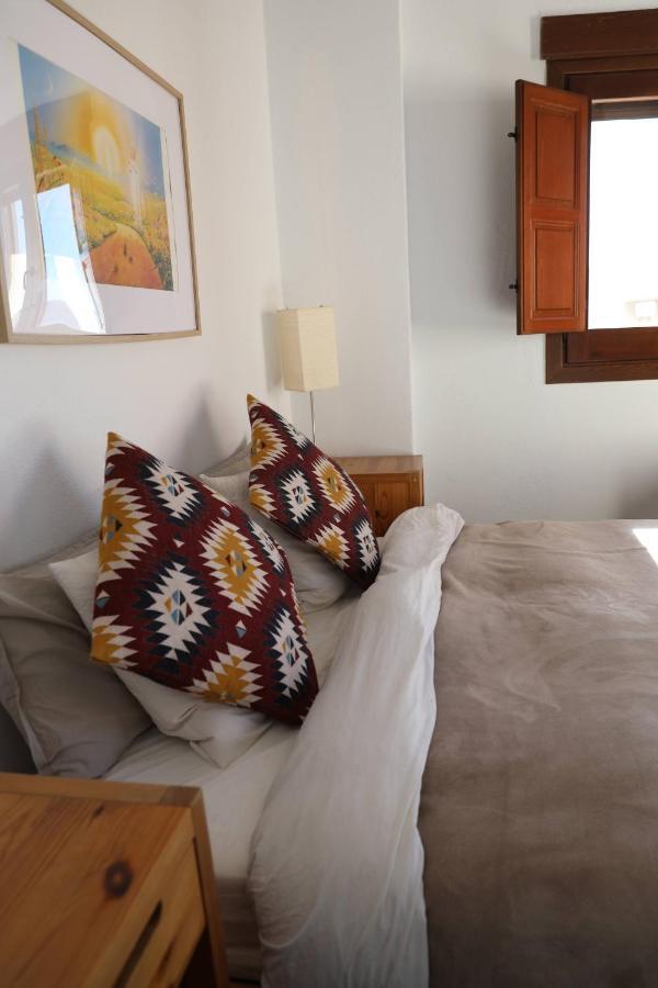 Casa Corasol, A Cozy, Comfy, 2br House- Panoramic View And Rooftop Apartment *